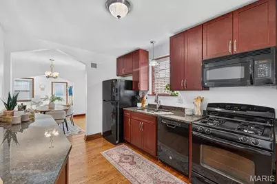 5645 Tholozan Avenue, Saint Louis, MO 63109 - Photo 14