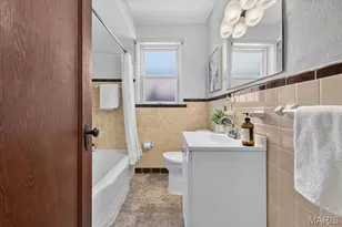 5645 Tholozan Ave, Saint Louis, MO 63109 - Photo 22