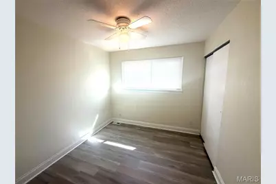 1490 Shackelford Road, Florissant, MO 63031 - Photo 10