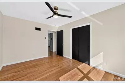 7 Biritz Drive, Saint Louis, MO 63137 - Photo 24