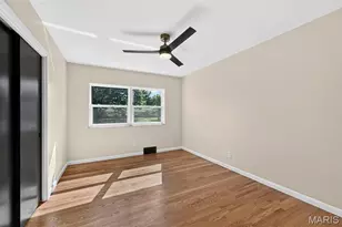 7 Biritz Dr, Saint Louis, MO 63137 - Photo 24