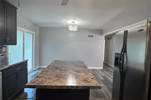 8453 Falmouth Dr, Ferguson, MO 63121 - Photo 8