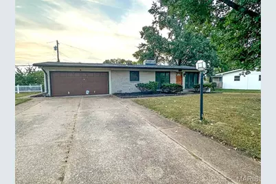 10214 Julius Northway, Sunset Hills, MO 63127 - Photo 2