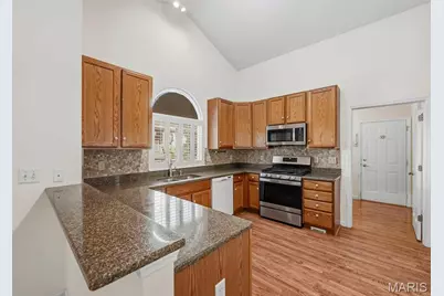 26 Briarwick Trail, Saint Peters, MO 63376 - Photo 16