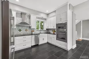 4 Litzsinger Ln, Ladue, MO 63124 - Photo 26