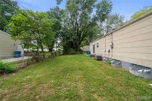 1070 Campion Ln, Florissant, MO 63031 - Photo 4