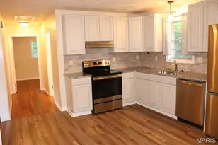 1830 Henry Dr, Arnold, MO 63010 - Photo 2