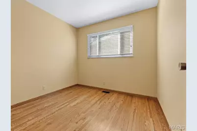 1395 Saint Anthony Lane, Florissant, MO 63033 - Photo 24