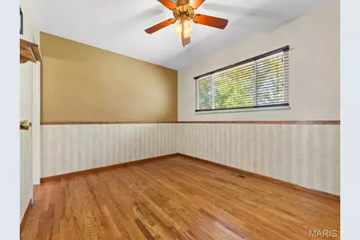 1395 Saint Anthony Lane, Florissant, MO 63033 - Photo 20