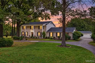 33 Weldon Spring Heights Dr, Weldon Spring, MO 63304 - Photo 2