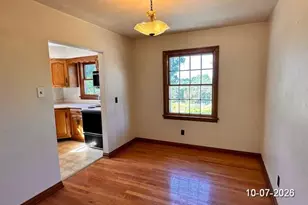 9857 Lilac Dr, Riverview, MO 63137 - Photo 6