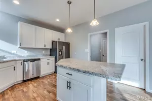 138 Keystone Ridge Dr, O'Fallon, MO 63366 - Photo 20