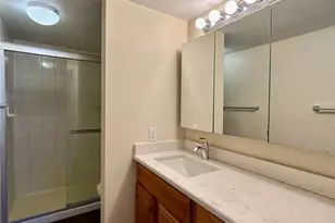 10379 Forest Brook Ln, Saint Louis, MO 63146 - Photo 16