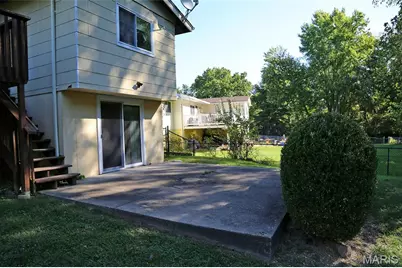 560 Running Creek Drive, Ballwin, MO 63021 - Photo 34