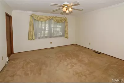 560 Running Creek Drive, Ballwin, MO 63021 - Photo 16