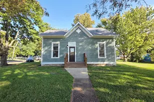 614 White St, Stanton, MO 63435 - Photo 2