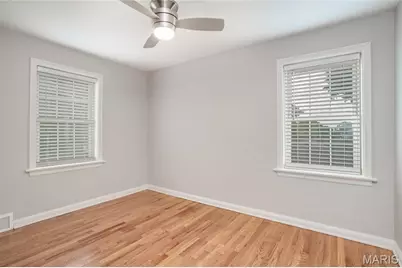880 N McKnight #2S, University City, MO 63132 - Photo 6