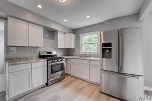7640 Stanwood Dr, Normandy, MO 63121 - Photo 6