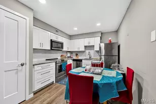 12806 Portulaca Dr, Saint Louis, MO 63146 - Photo 6