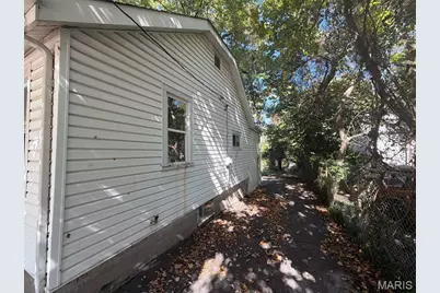 451 Northridge Drive, Saint Louis, MO 63137 - Photo 2