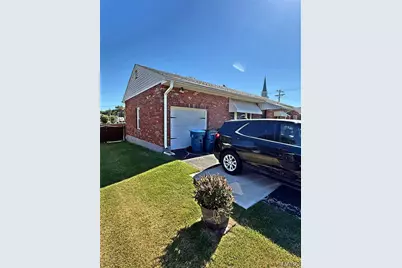 8704 Agate Court, Saint Louis, MO 63136 - Photo 4