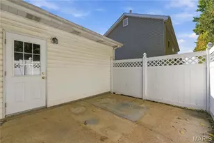 653 Oak Springs Trail Dr, Ballwin, MO 63021 - Photo 20