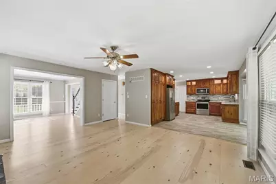 653 Oak Springs Trail Drive, Ballwin, MO 63021 - Photo 8