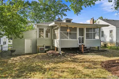 2718 Bremerton Road, Brentwood, MO 63144 - Photo 28