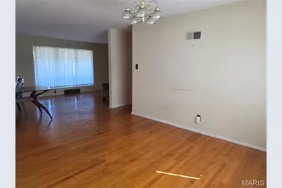 8382 Lonkar Drive, Affton, MO 63123 - Photo 6