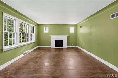411 N Clay Avenue, Saint Louis, MO 63135 - Photo 4