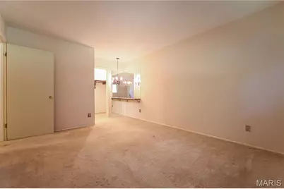 1333 Sherbrooke Road, Saint Charles, MO 63303 - Photo 14
