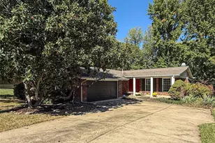 1333 Sherbrooke Rd, Saint Charles, MO 63303 - Photo 2