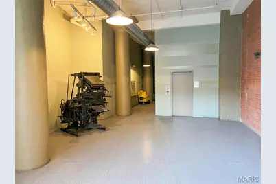 1611 Locust Street #503, Saint Louis, MO 63103 - Photo 4