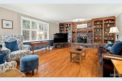 15610 Cedarmill Drive, Chesterfield, MO 63017 - Photo 6