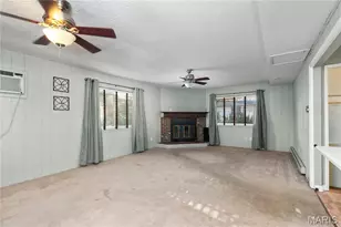 680 Crabapple Ln, Florissant, MO 63031 - Photo 8