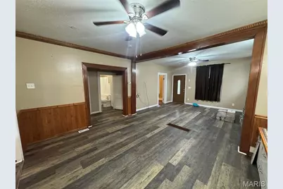305 W Walnut Street, Winfield, MO 63389 - Photo 6