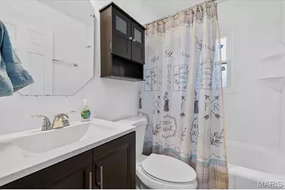 165 Brackleigh Lane, Florissant, MO 63031 - Photo 16