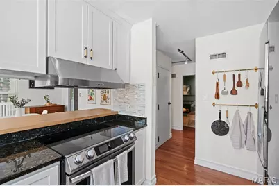 5726 Kingsbury Place, Saint Louis, MO 63112 - Photo 16
