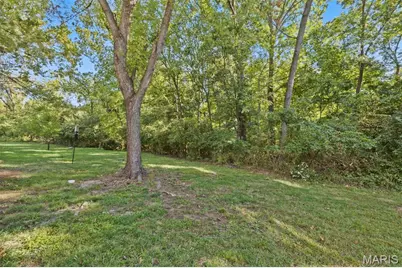 1675 Country Hill Lane, Ballwin, MO 63021 - Photo 38