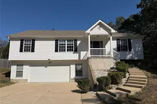 897 Stone Gate Dr, De Soto, MO 63020 - Photo 1