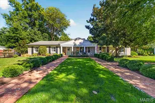 1136 Ridgelynn Dr, Ladue, MO 63124 - Photo 1