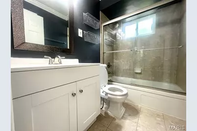 7582 Blackberry Avenue, Saint Louis, MO 63130 - Photo 10