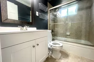 7582 Blackberry Ave, Saint Louis, MO 63130 - Photo 10