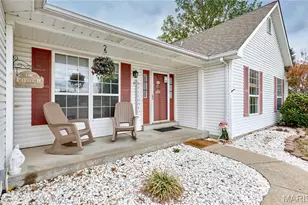 9 Percheron Pl, Saint Peters, MO 63376 - Photo 2