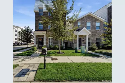 2106 Boardman Street, Saint Louis, MO 63110 - Photo 2