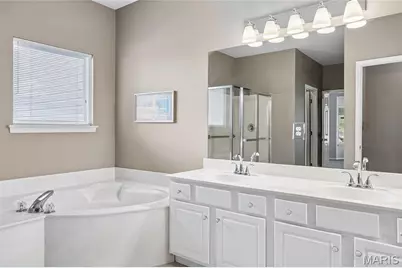 17473 Hilltop Ridge Drive, Eureka, MO 63025 - Photo 32