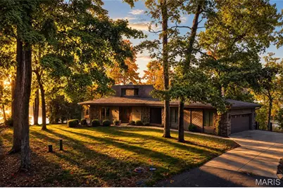 2 Lakeview Court, Lake Saint Louis, MO 63367 - Photo 2