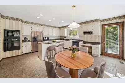 741 Cedar Field Court, Chesterfield, MO 63017 - Photo 22
