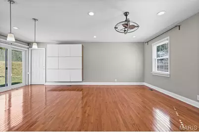 4301 Barth Drive, Saint Louis, MO 63125 - Photo 16