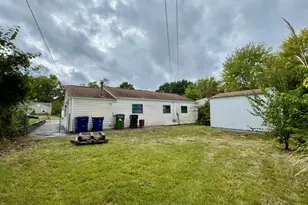 10315 St Jude Ln, Saint Ann, MO 63074 - Photo 2